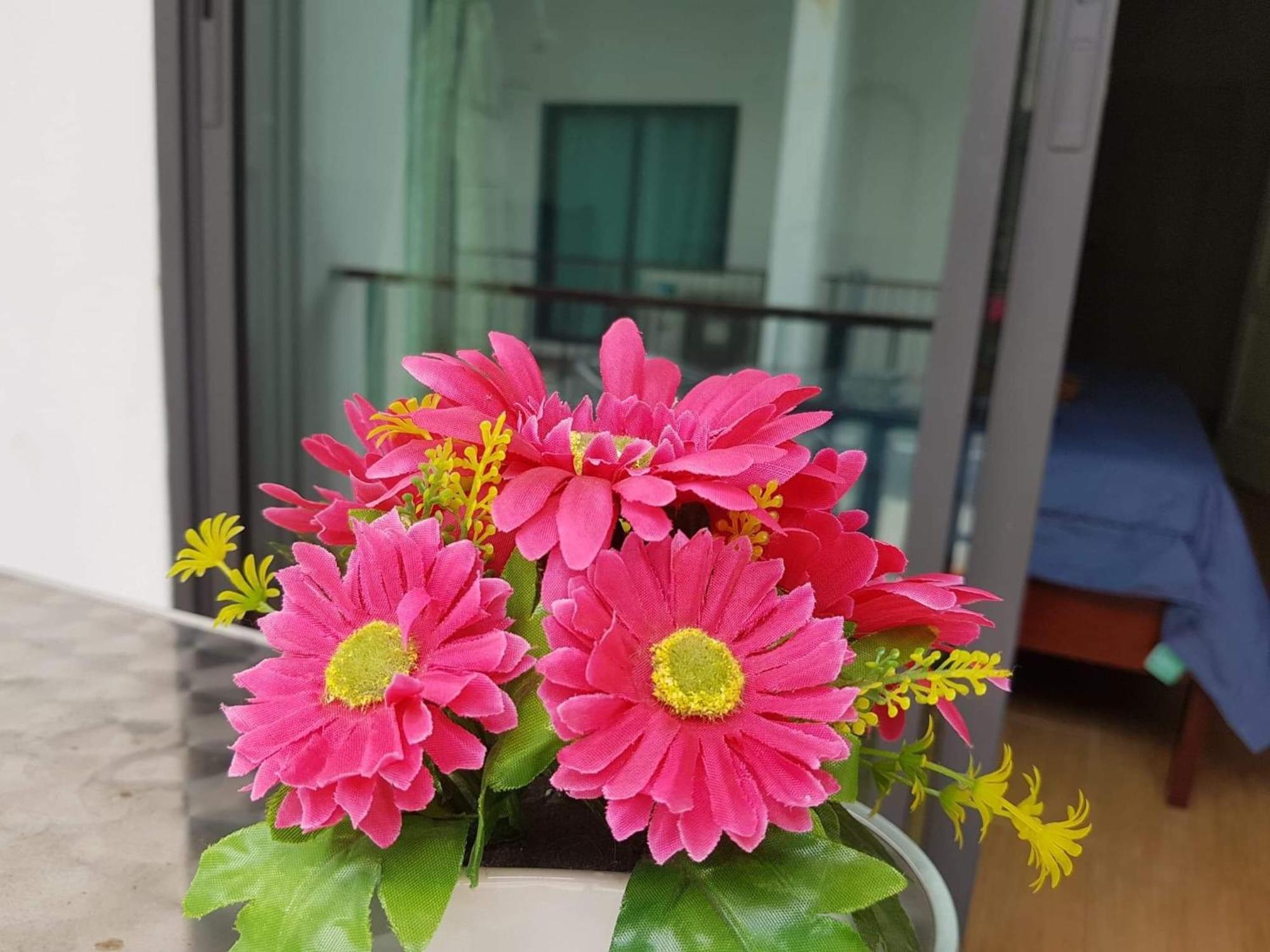 Amaretto Hostel Surat Thani Exterior photo
