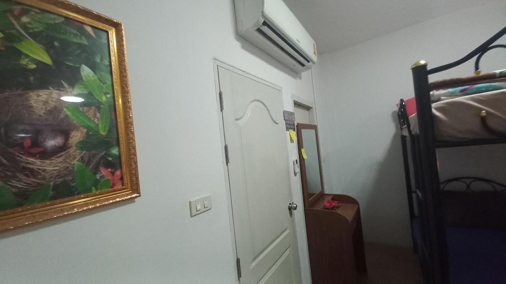 Amaretto Hostel Surat Thani Exterior photo