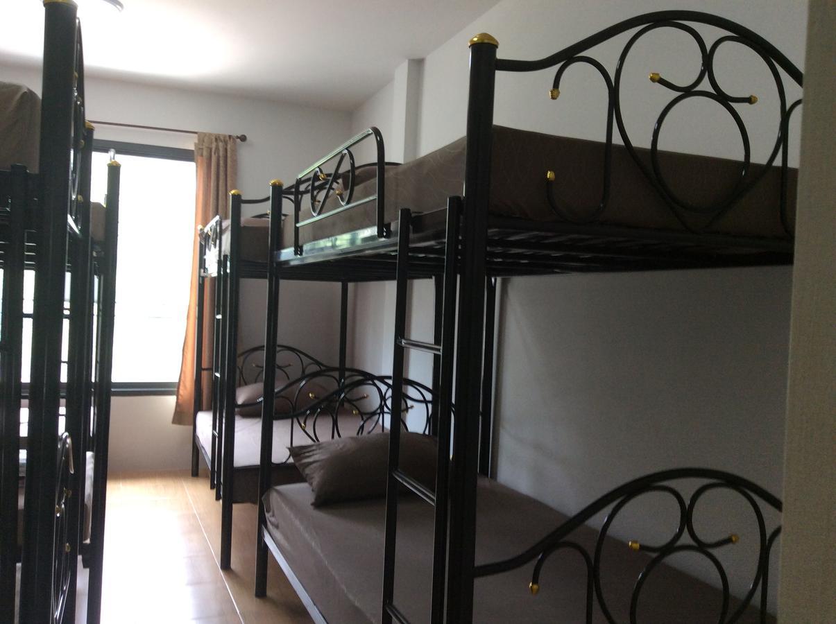 Amaretto Hostel Surat Thani Exterior photo
