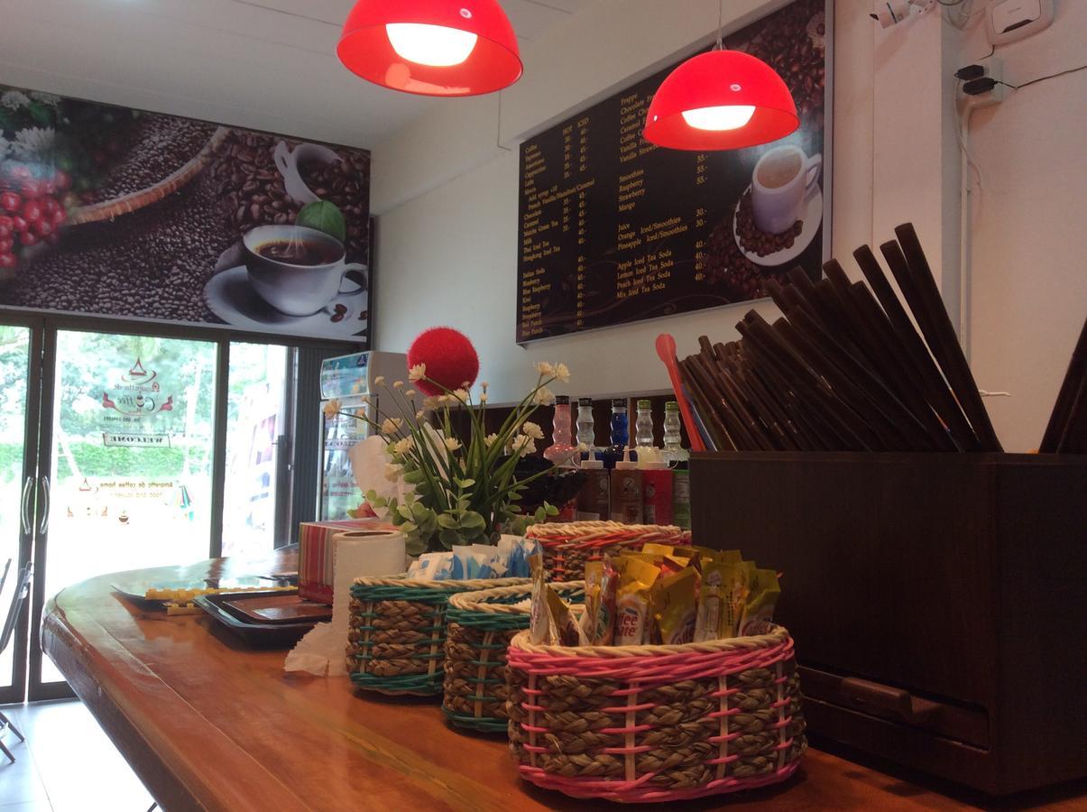 Amaretto Hostel Surat Thani Exterior photo